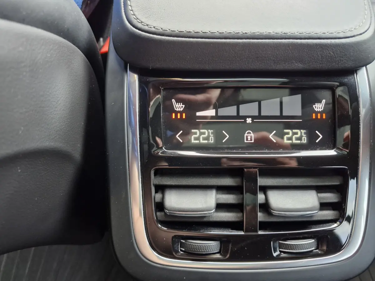 T8 Recharge AWD R-Design Panodak | 360 camera | Head up | Premium audio