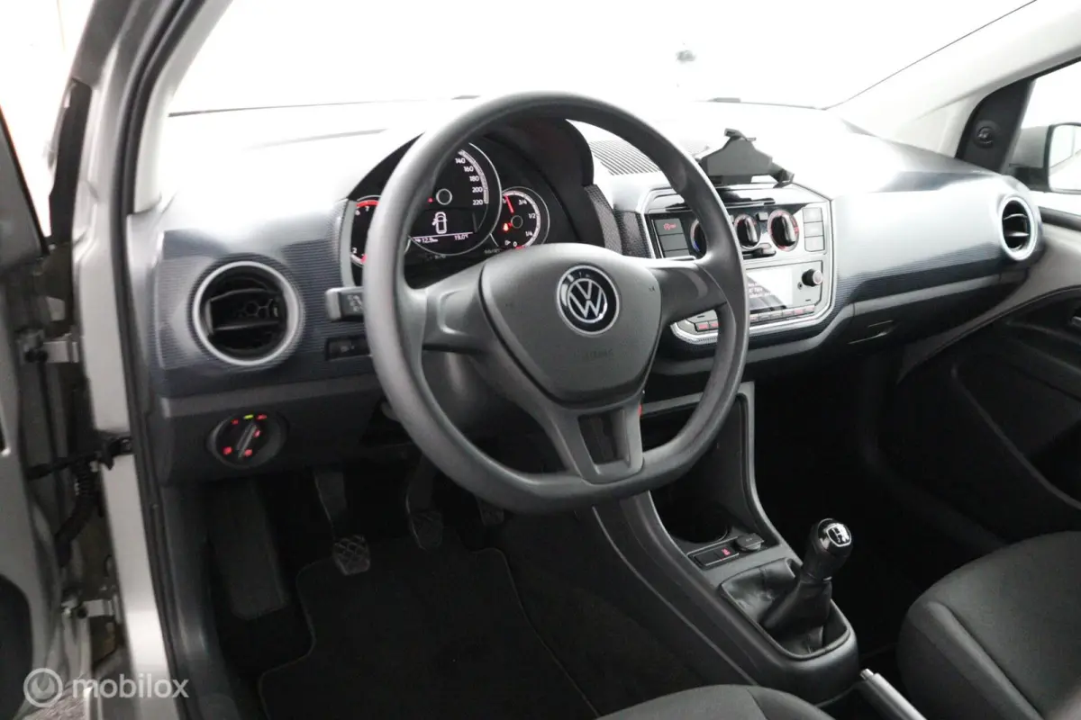 Up! | 5 Deurs | Elek. ramen | Airco | Bluetooth | Dealerstaat | Volkswagen Up! 1.0 | 5 Deurs | Elek. ramen | Airco | Bluetooth | Dealerstaat |