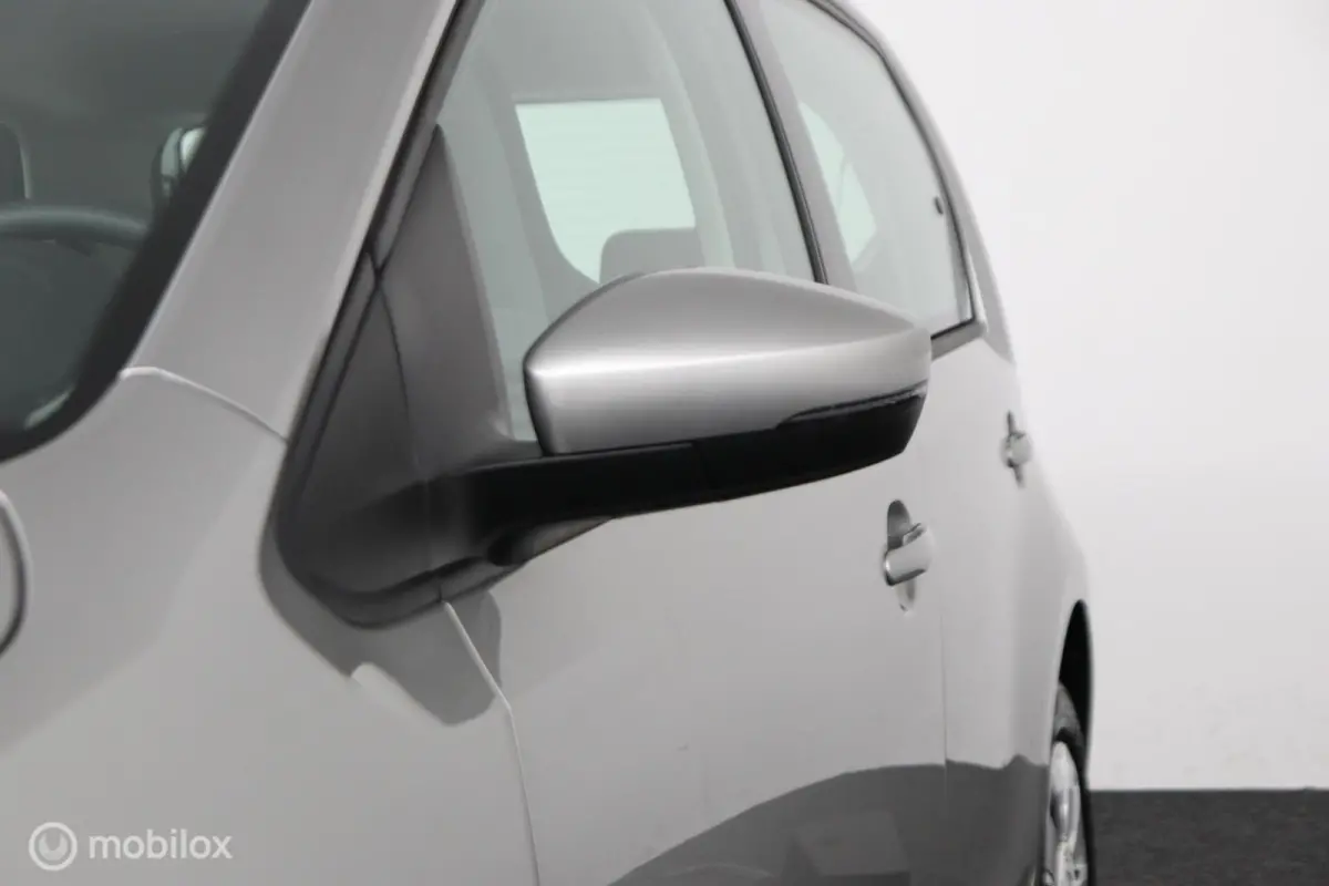 Up! | 5 Deurs | Elek. ramen | Airco | Bluetooth | Dealerstaat | Volkswagen Up! 1.0 | 5 Deurs | Elek. ramen | Airco | Bluetooth | Dealerstaat |
