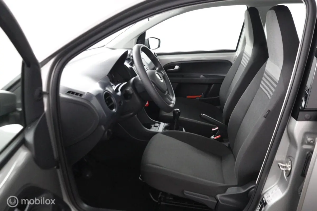 Up! | 5 Deurs | Elek. ramen | Airco | Bluetooth | Dealerstaat | Volkswagen Up! 1.0 | 5 Deurs | Elek. ramen | Airco | Bluetooth | Dealerstaat |