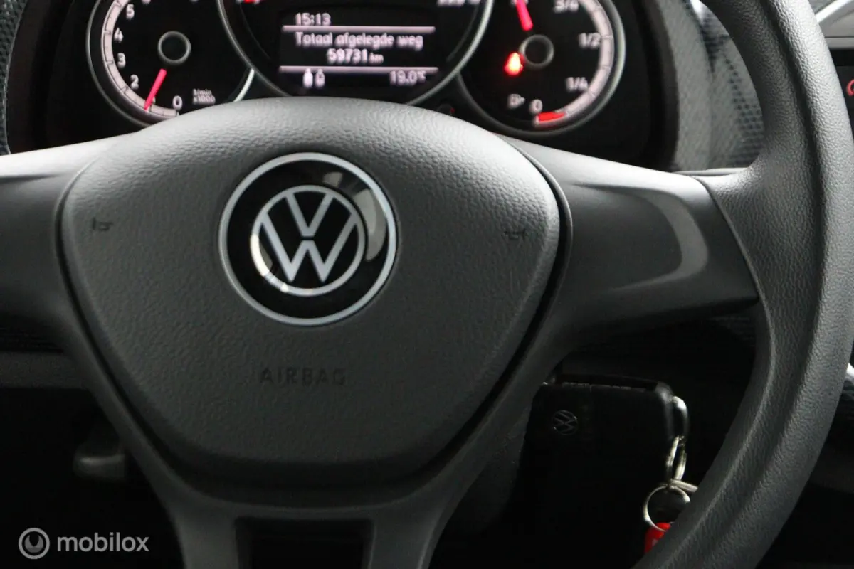 Up! | 5 Deurs | Elek. ramen | Airco | Bluetooth | Dealerstaat | Volkswagen Up! 1.0 | 5 Deurs | Elek. ramen | Airco | Bluetooth | Dealerstaat |