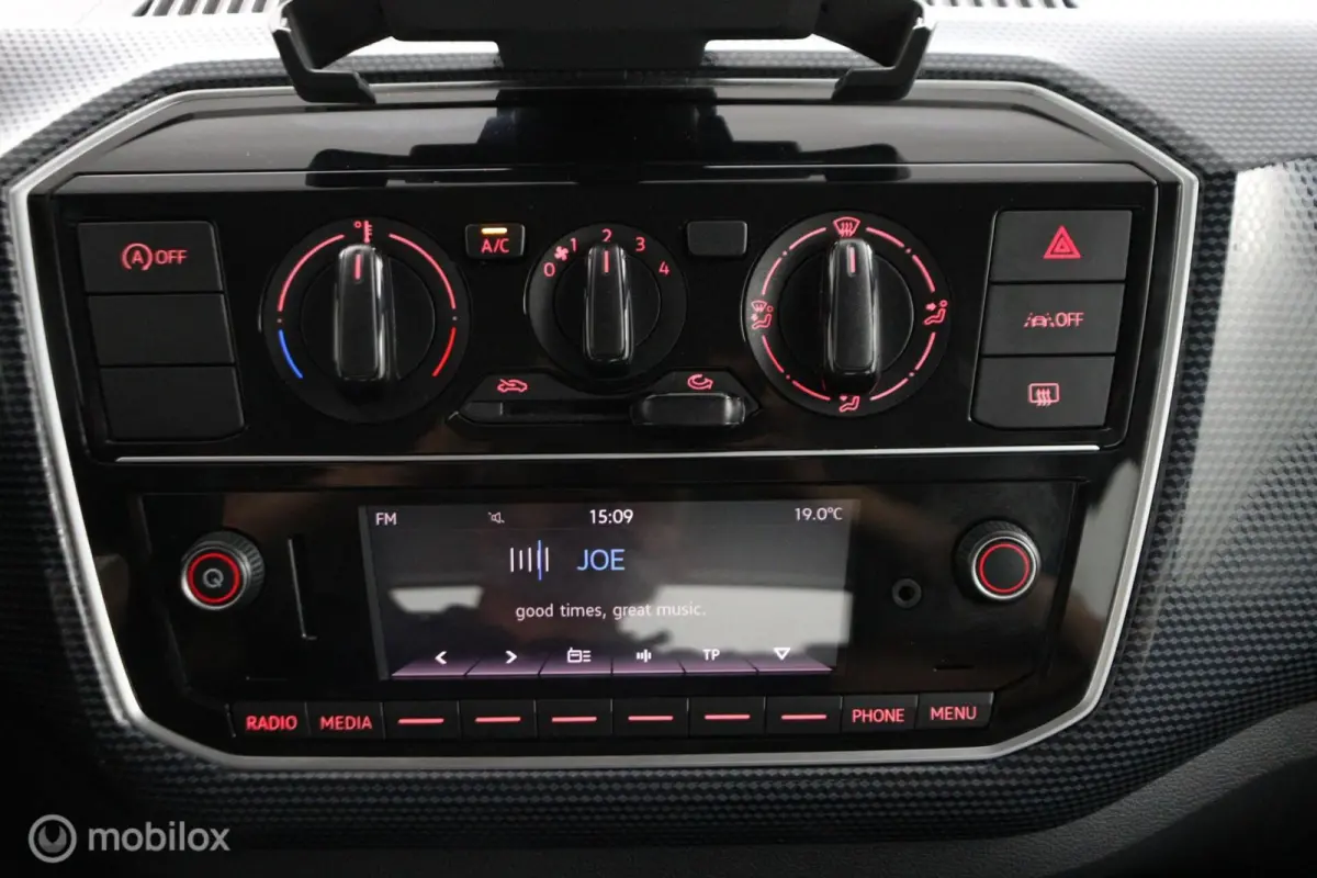 Up! | 5 Deurs | Elek. ramen | Airco | Bluetooth | Dealerstaat | Volkswagen Up! 1.0 | 5 Deurs | Elek. ramen | Airco | Bluetooth | Dealerstaat |