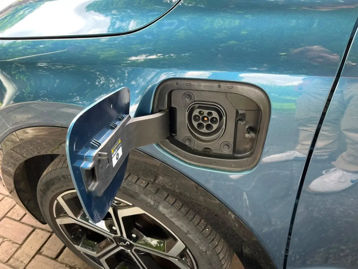 1.6 GDi PHEV Launch Edition | TREKHAAK | ADAPTIVE CRUISE | STOELVERWARMING & VENTILATIE | CAMERA | LANE ASSIST | DODE HOEK | PARK SENS V+A | LED | HALF LEDER