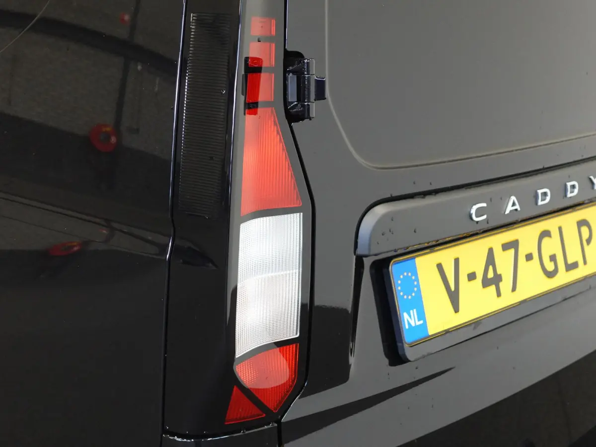 Maxi 2.0 TDI Style Automaat Airco Carplay Adaptive Cruise Control PDC VA Camera Trekhaak 17" LM Velgen