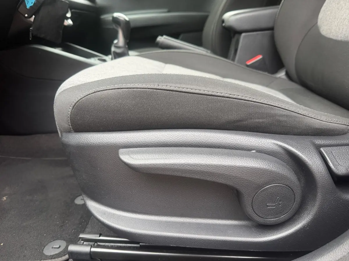 1.0 T-GDi ComfortPlusLine Navigator DEALER ONDERHOUDEN ! | NAVIGATIE | ACHTERUITRIJCAMERA | PARKEERSENSOREN | 17 INCH LICHTMETALEN VELGEN | CRUISE CONTROL | RESTERENDE FABRIEKSGARANTIE
