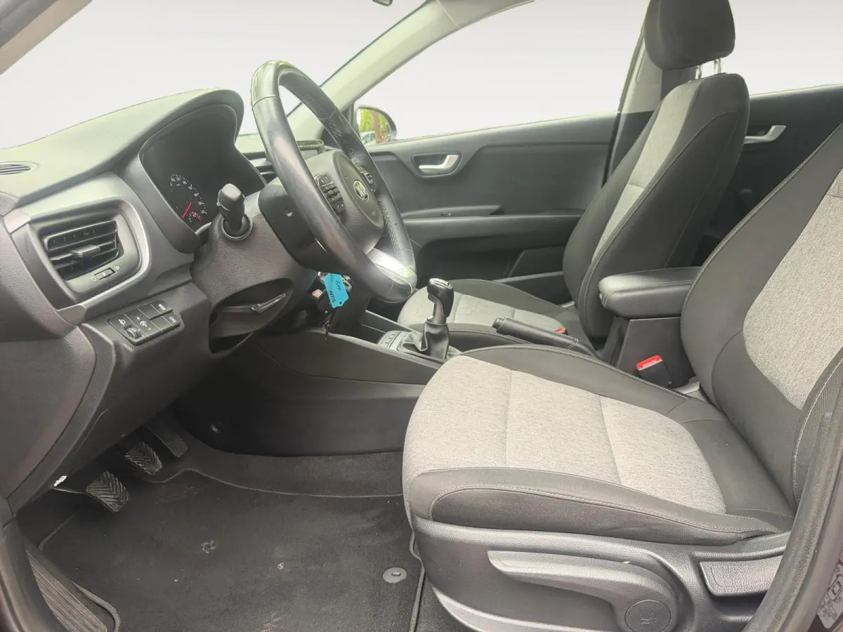 1.0 T-GDi ComfortPlusLine Navigator DEALER ONDERHOUDEN ! | NAVIGATIE | ACHTERUITRIJCAMERA | PARKEERSENSOREN | 17 INCH LICHTMETALEN VELGEN | CRUISE CONTROL | RESTERENDE FABRIEKSGARANTIE
