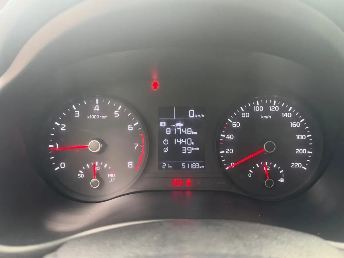 1.0 T-GDi ComfortPlusLine Navigator DEALER ONDERHOUDEN ! | NAVIGATIE | ACHTERUITRIJCAMERA | PARKEERSENSOREN | 17 INCH LICHTMETALEN VELGEN | CRUISE CONTROL | RESTERENDE FABRIEKSGARANTIE