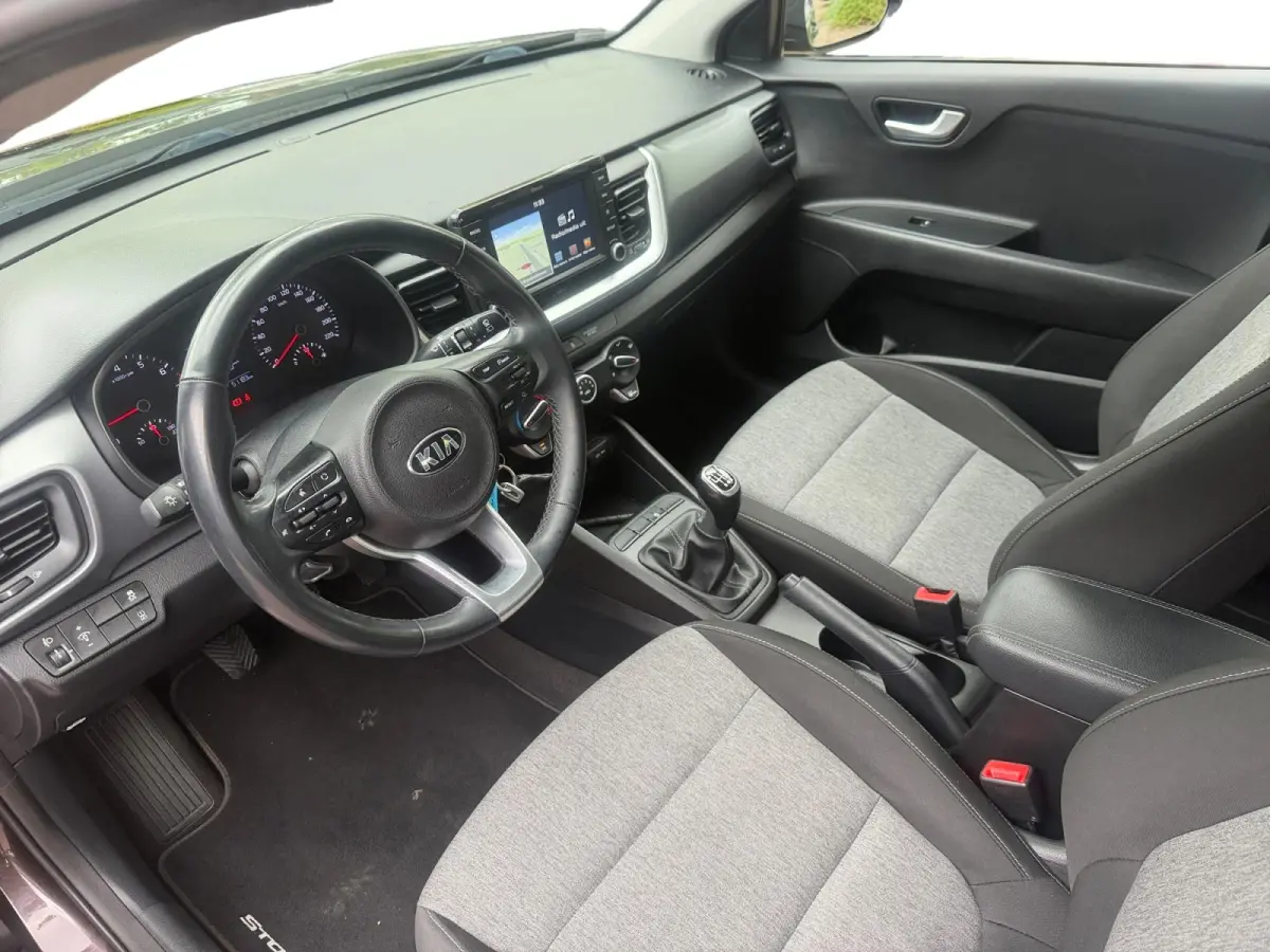 1.0 T-GDi ComfortPlusLine Navigator DEALER ONDERHOUDEN ! | NAVIGATIE | ACHTERUITRIJCAMERA | PARKEERSENSOREN | 17 INCH LICHTMETALEN VELGEN | CRUISE CONTROL | RESTERENDE FABRIEKSGARANTIE