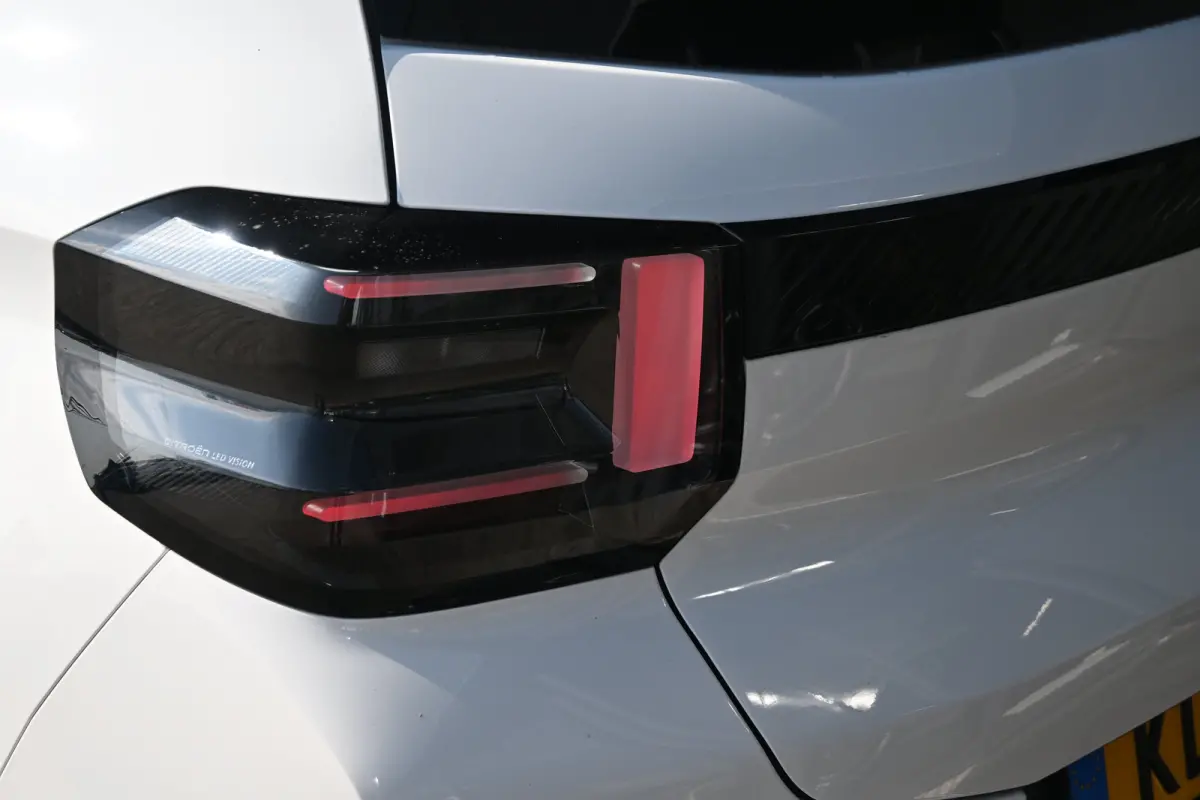 1.2 Hybrid 110pk Max DEMO-DEAL! Tot 8 Jaar Garantie! | Navigatie | Achteruitrijcamera | Full-LED | Parkeersensoren | !!