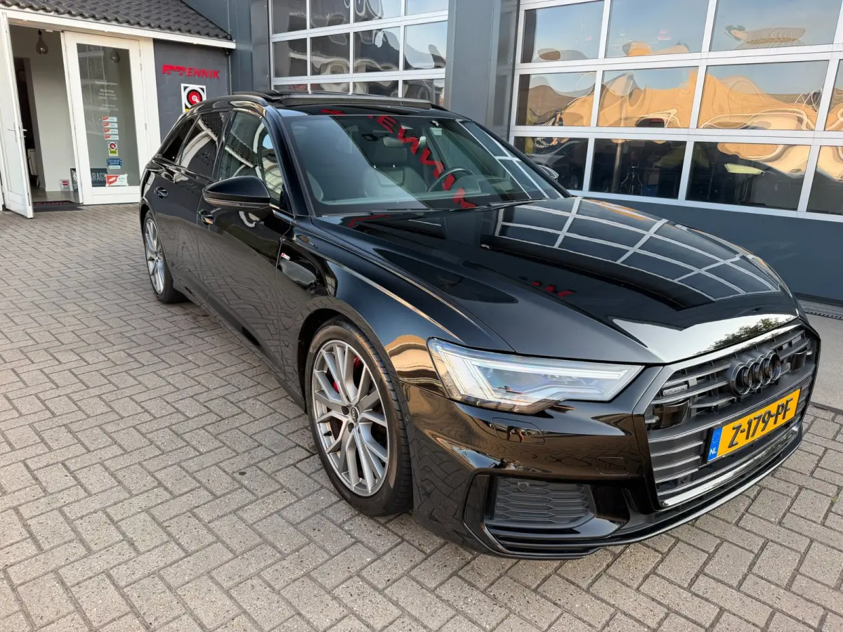 55 TFSI e quattro Competition / Pano / HuD / Trekhaak / Camera.