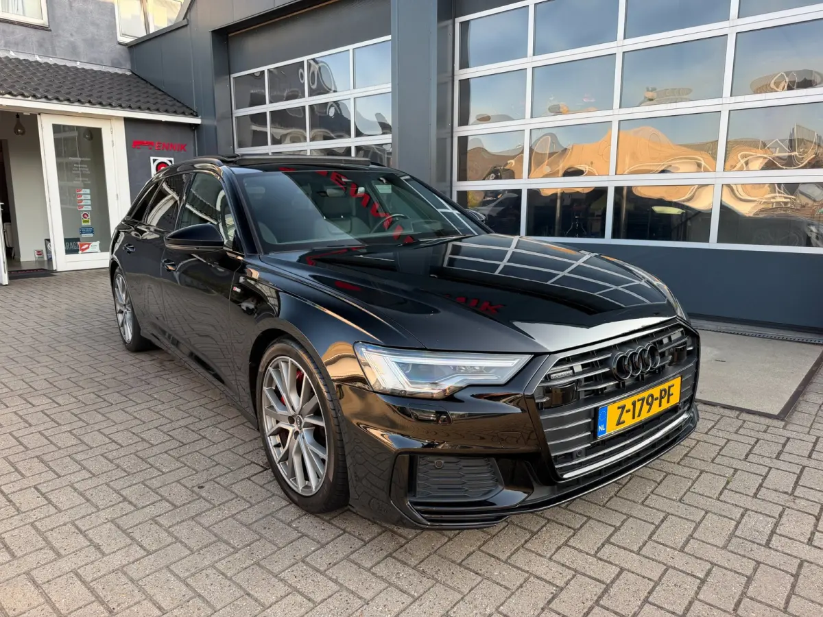 55 TFSI e quattro Competition / Pano / HuD / Trekhaak / Camera.