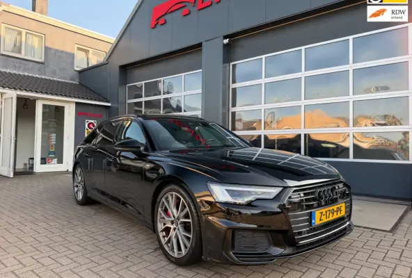 55 TFSI e quattro Competition / Pano / HuD / Trekhaak / Camera.