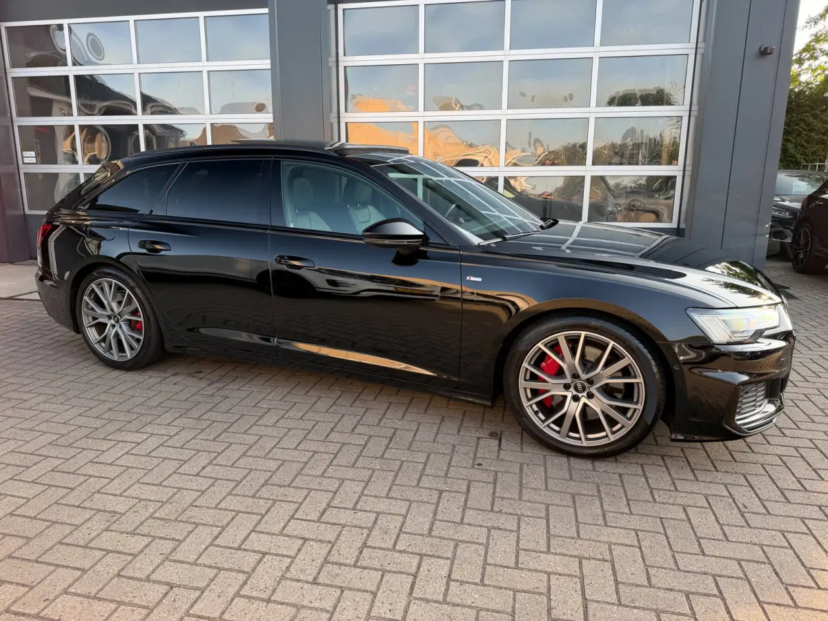 55 TFSI e quattro Competition / Pano / HuD / Trekhaak / Camera.