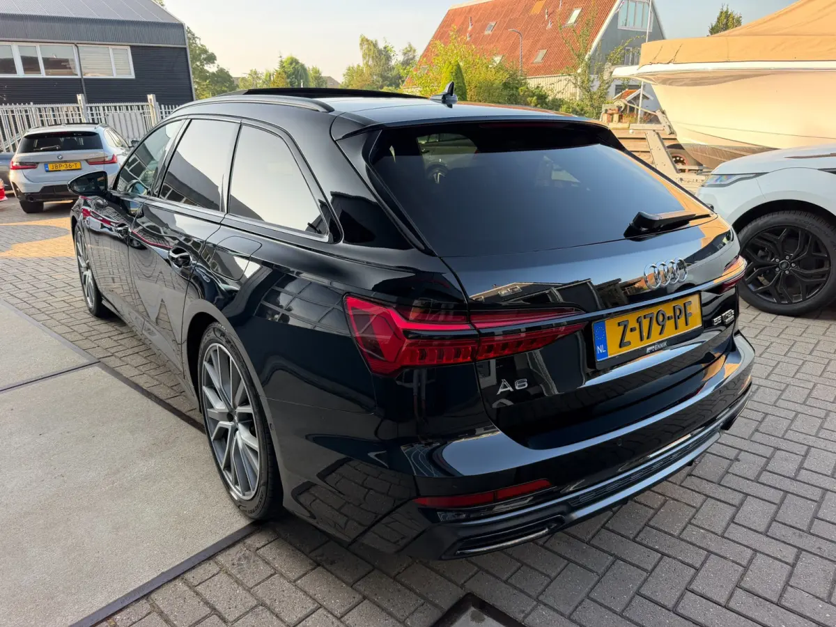 55 TFSI e quattro Competition / Pano / HuD / Trekhaak / Camera.