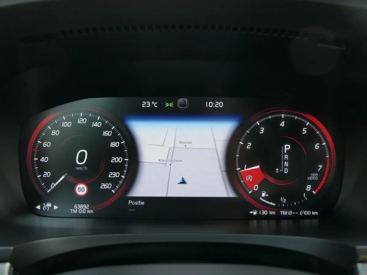 T4 Business Sport 12 MND garantie Harman Kardon / Trekhaak / DAB+ / Standkachel /