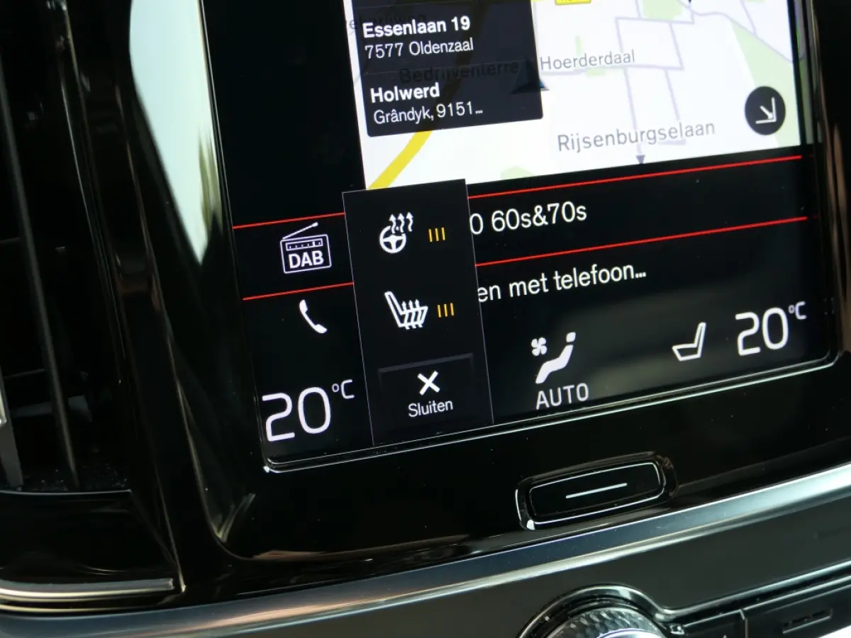 T4 Business Sport 12 MND garantie Harman Kardon / Trekhaak / DAB+ / Standkachel /