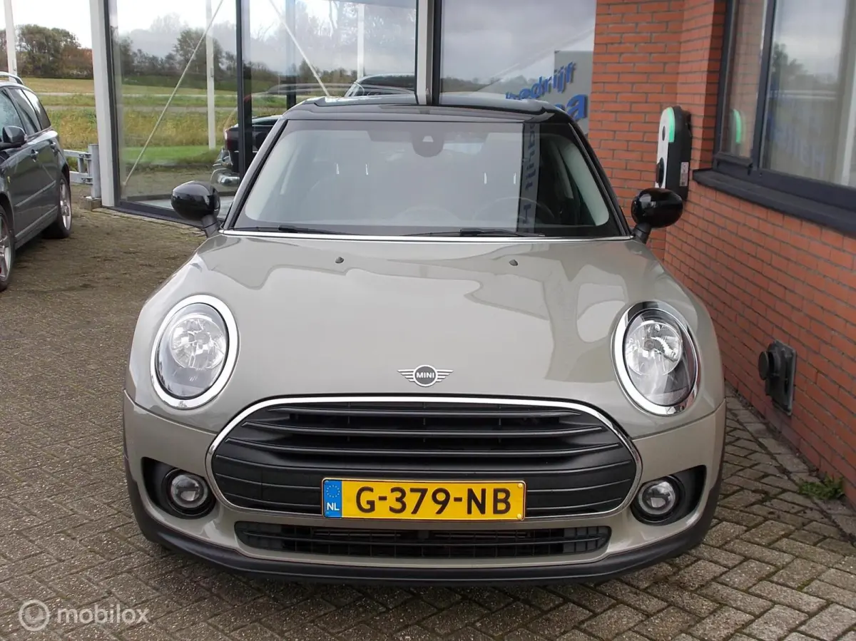 1.5 Cooper Business Ed. Automaat | navi | Tr.hk