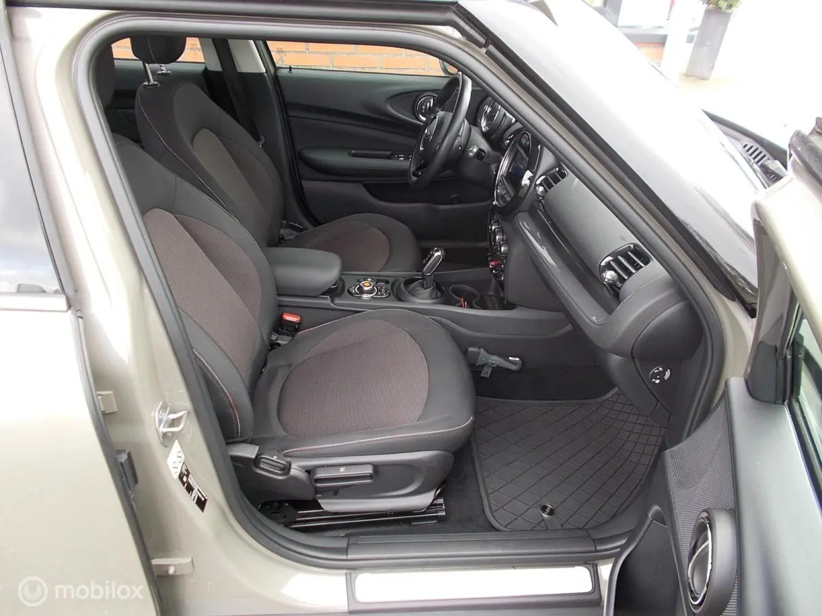 1.5 Cooper Business Ed. Automaat | navi | Tr.hk