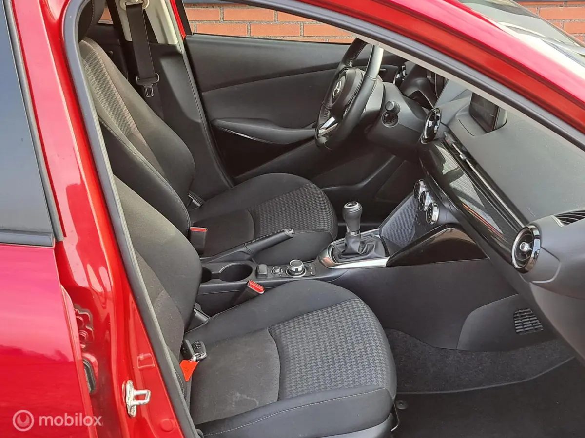 1.5 Skyactiv-G SkyLease GT Airco | Navi