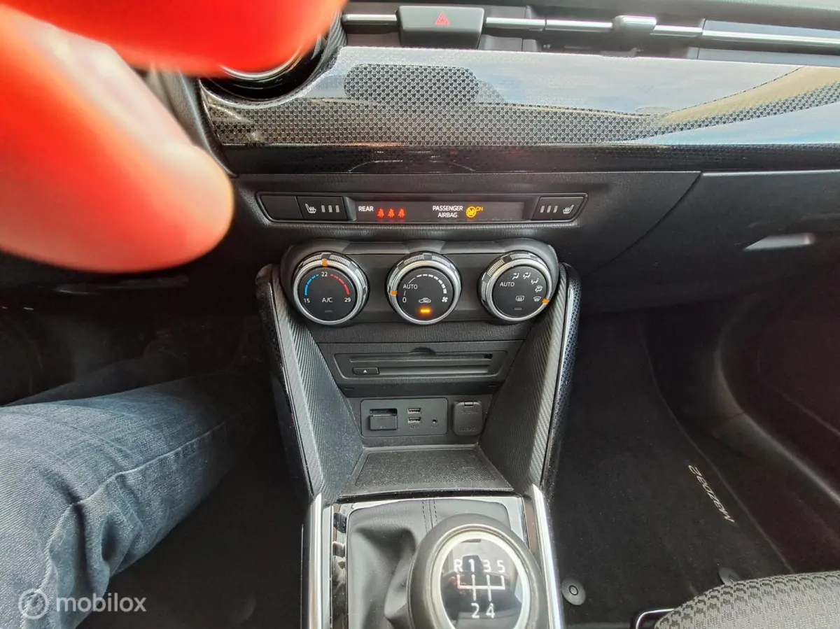 1.5 Skyactiv-G SkyLease GT Airco | Navi