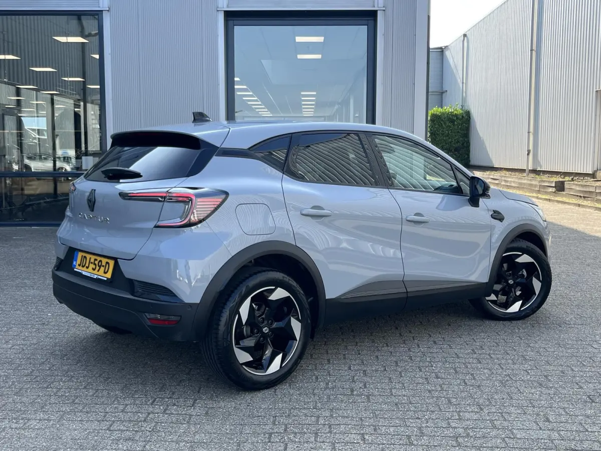 1.3 mild hybrid 160 techno | Navi/Clima/Adapt.Cruise/Camera/18"/Stoel+Stuurverw./Sfeerverl./Apple CarPlay-Android Auto