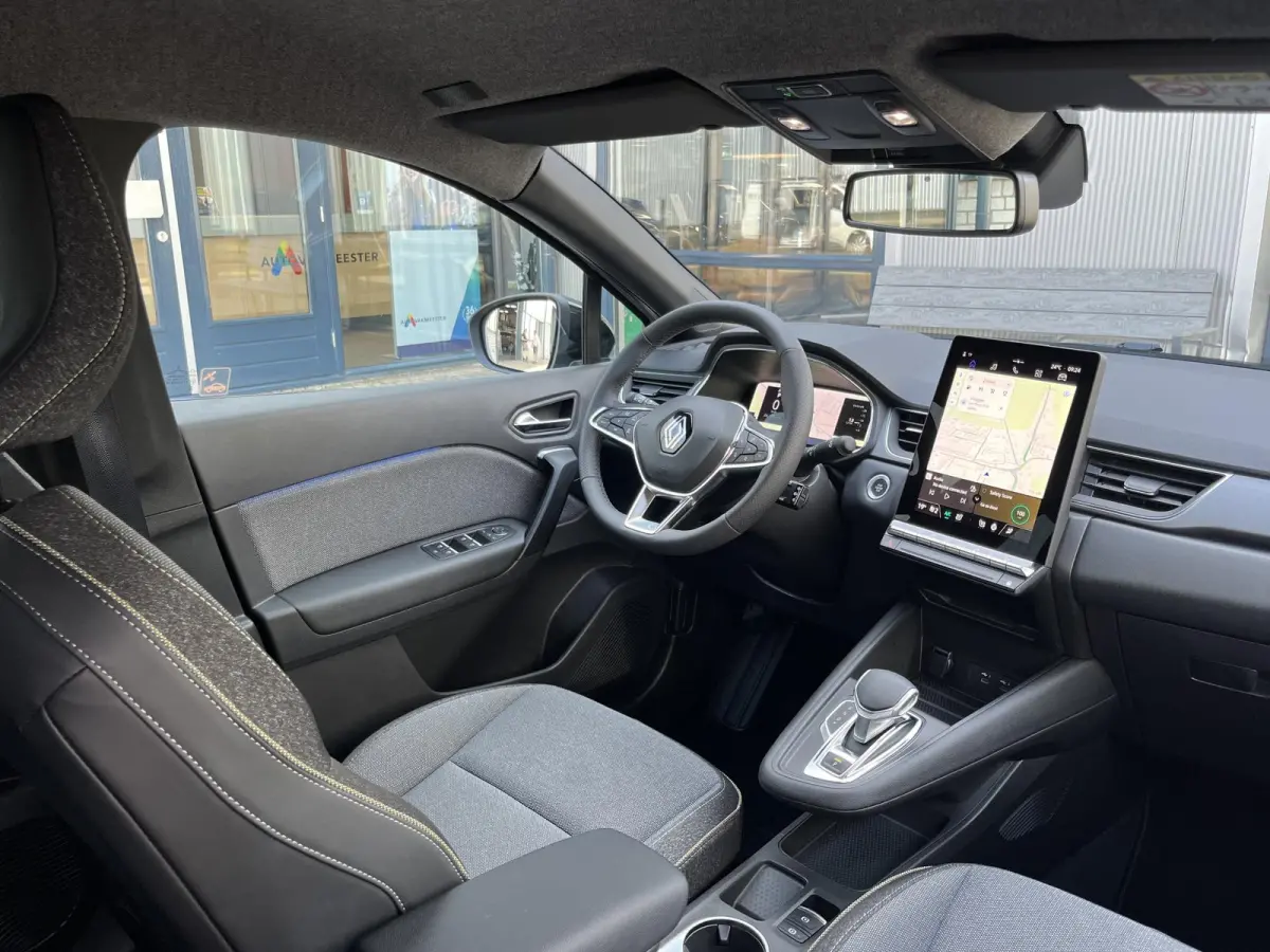 1.3 mild hybrid 160 techno | Navi/Clima/Adapt.Cruise/Camera/18"/Stoel+Stuurverw./Sfeerverl./Apple CarPlay-Android Auto