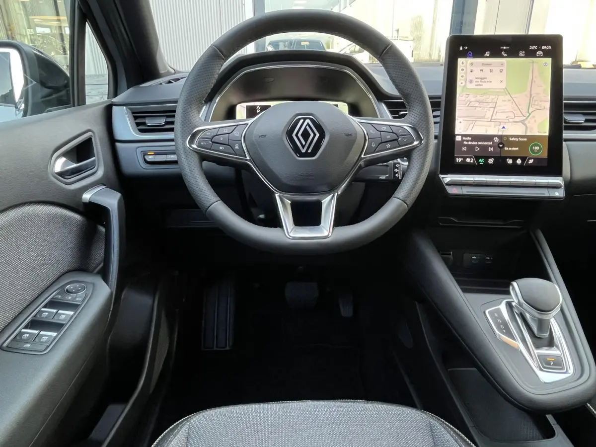 1.3 mild hybrid 160 techno | Navi/Clima/Adapt.Cruise/Camera/18"/Stoel+Stuurverw./Sfeerverl./Apple CarPlay-Android Auto