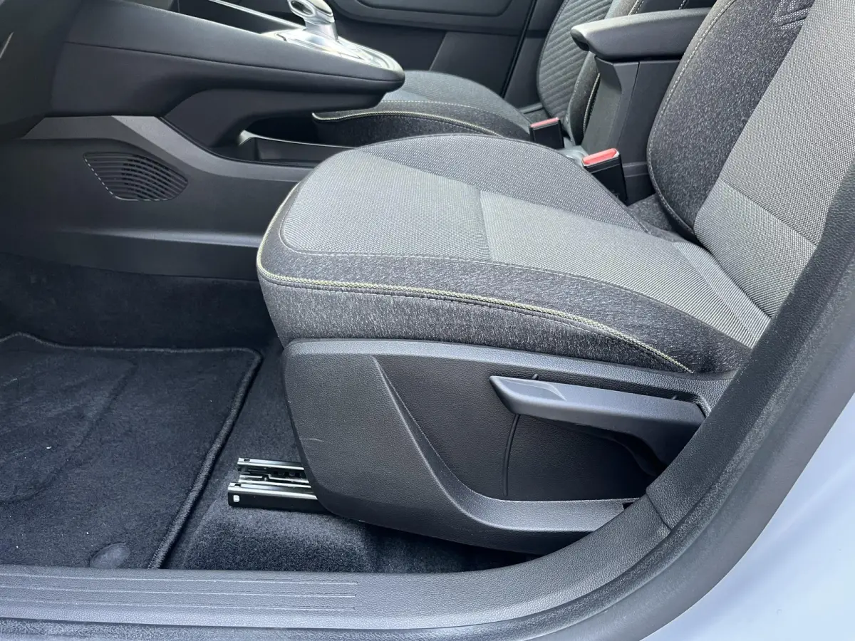 1.3 mild hybrid 160 techno | Navi/Clima/Adapt.Cruise/Camera/18"/Stoel+Stuurverw./Sfeerverl./Apple CarPlay-Android Auto