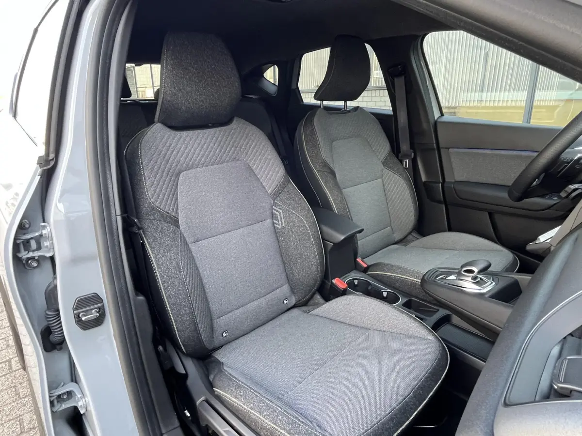 1.3 mild hybrid 160 techno | Navi/Clima/Adapt.Cruise/Camera/18"/Stoel+Stuurverw./Sfeerverl./Apple CarPlay-Android Auto