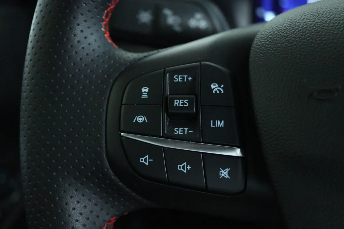 2.5 PHEV ST-Line | Adapt. Cruise | 360 Camera | Stoel+Stuurverwarming | Navi | Keyless | Climate |