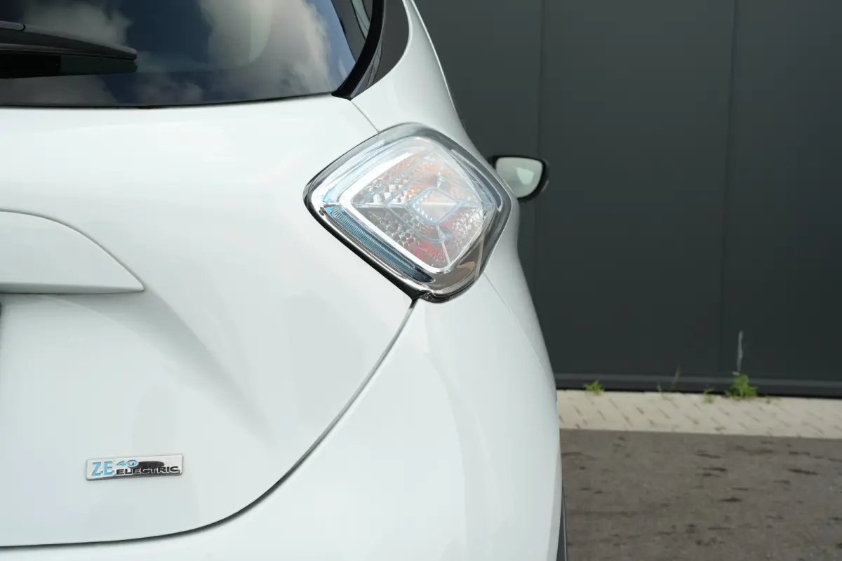 R90 92pk Intens 41 kWh | Achteruitrijcamera | Cruise control | Airco |