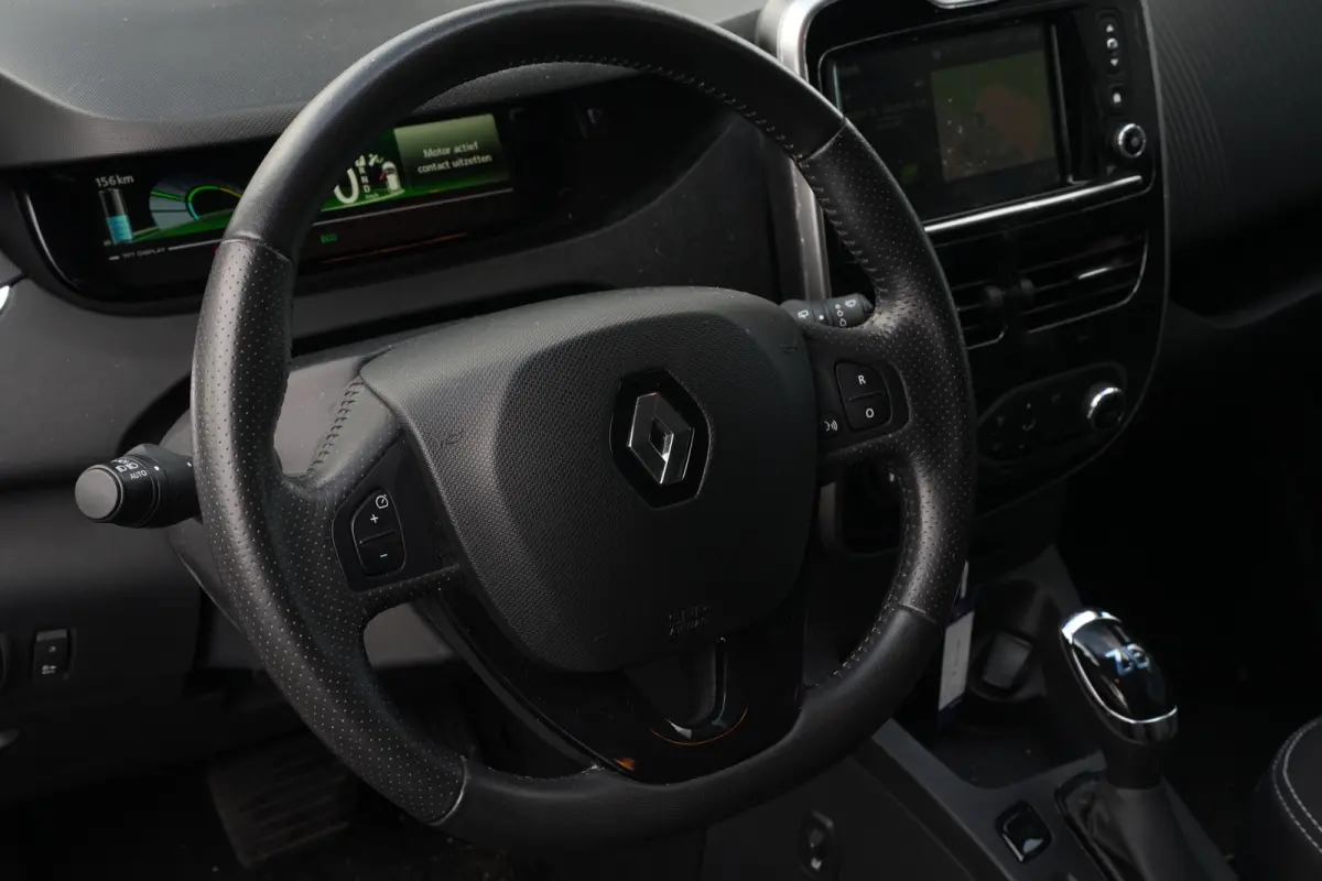 R90 92pk Intens 41 kWh | Achteruitrijcamera | Cruise control | Airco |