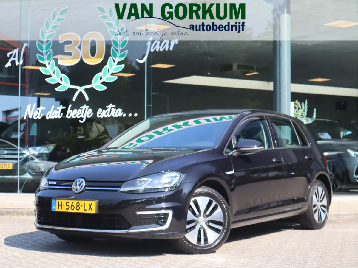 E-DITION Navi / Climate / Pdc / Elekramen / Adap-Cruise / App-connect / SOH 89.64% /  Voldoende Apk /