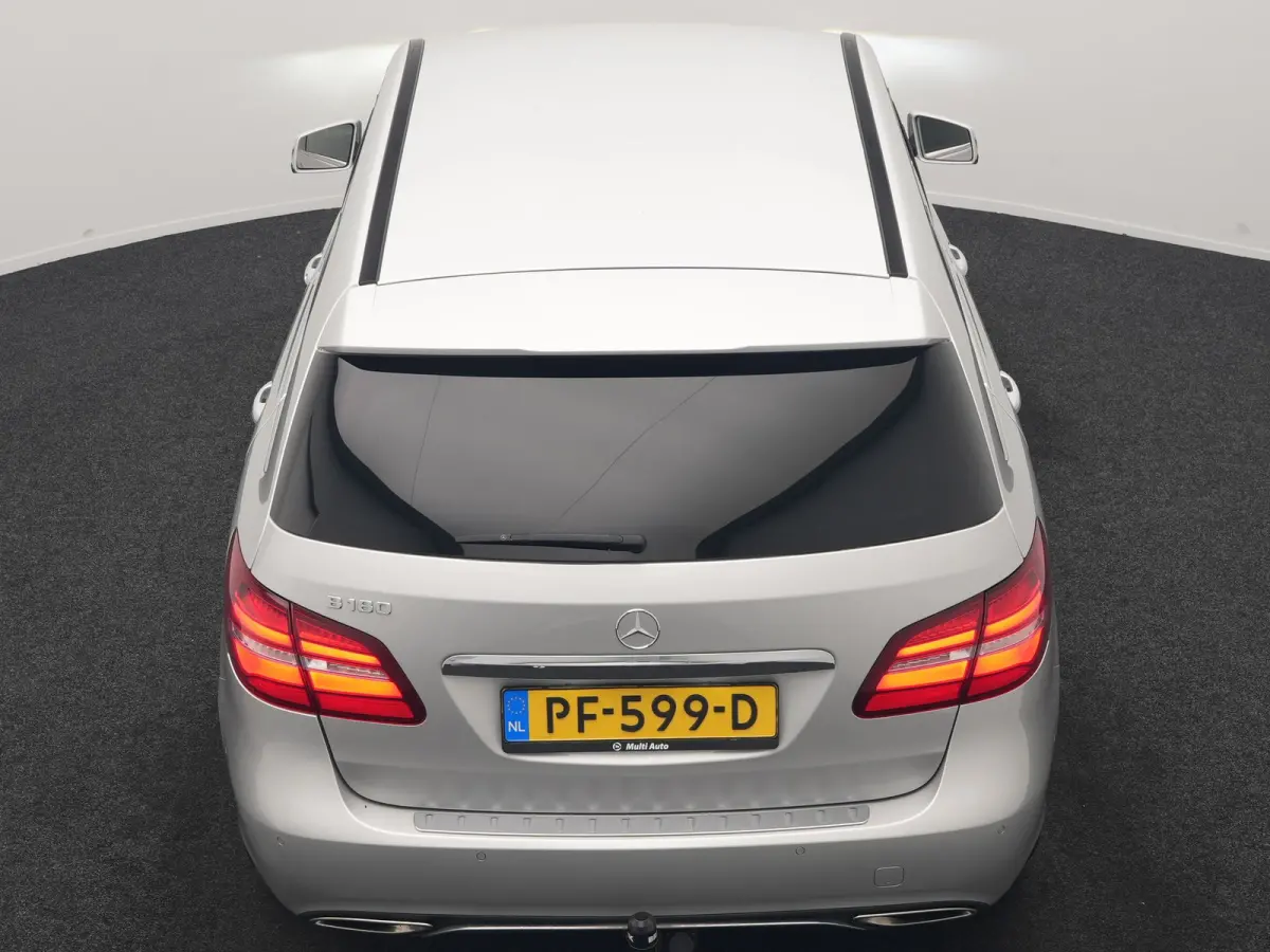 180 123pk Dealer O.H | Trekhaak | Camera | Cruise Control | Led Koplampen | Navigatie | Lederen Sportstoelen | 17"L.M |
