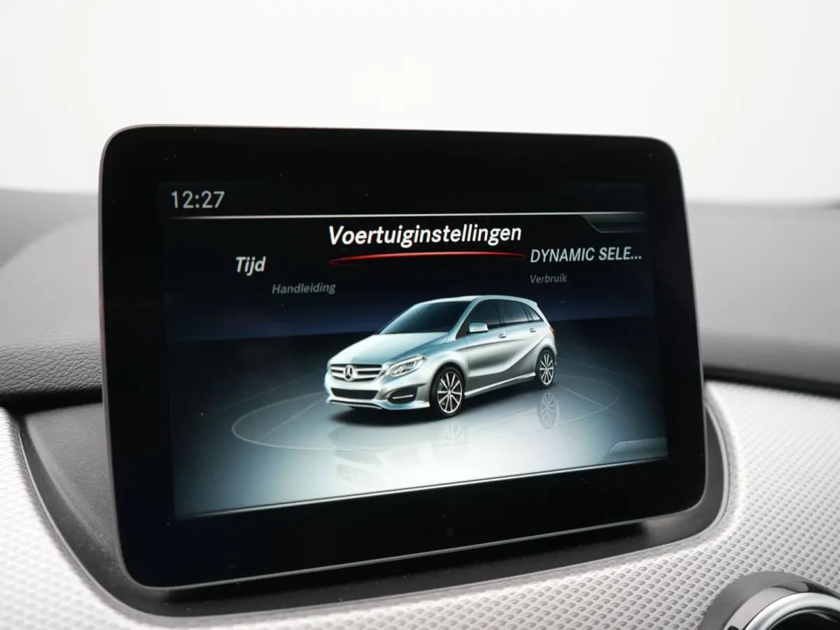 180 123pk Dealer O.H | Trekhaak | Camera | Cruise Control | Led Koplampen | Navigatie | Lederen Sportstoelen | 17"L.M |
