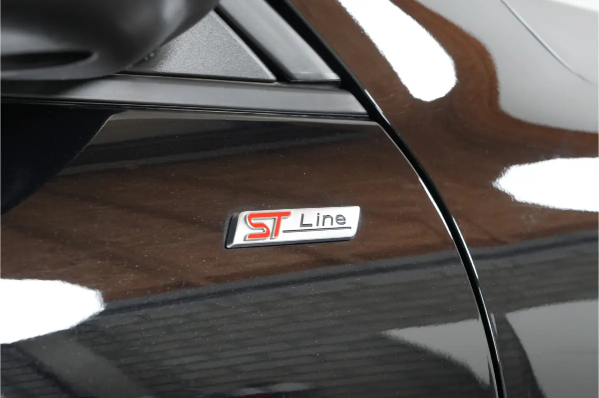 2.5 PHEV ST-Line X | Cruise adaptief | CarPlay/Android | Camera |