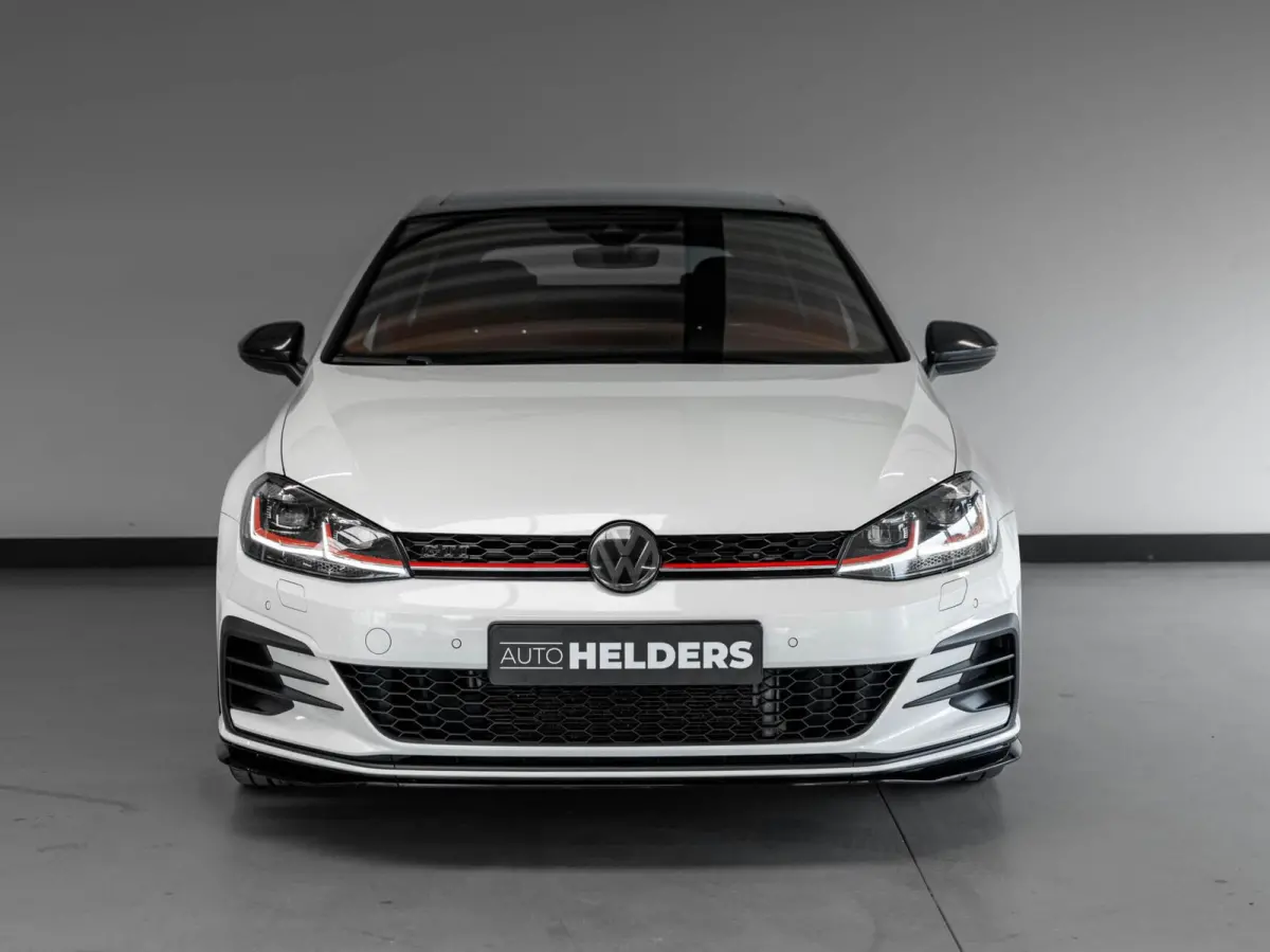 2.0 TSI GTI TCR 19' Pano Camera