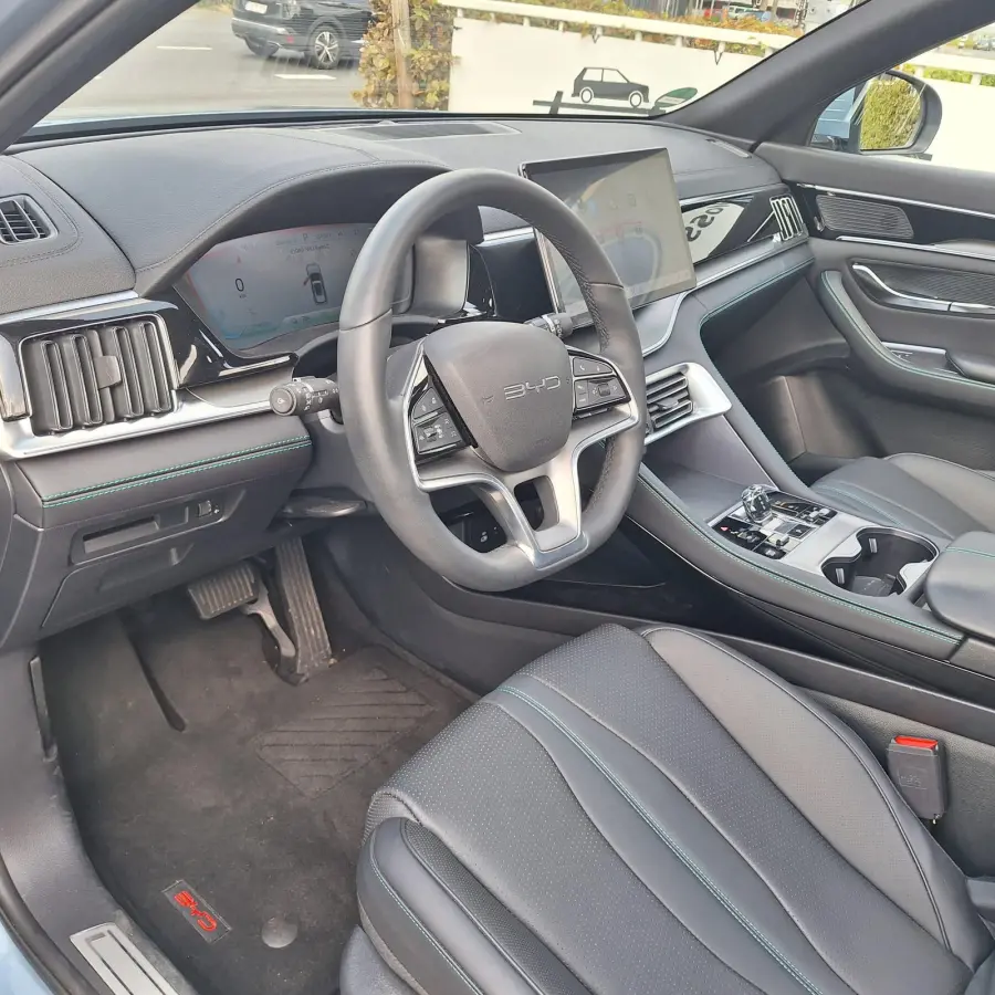 Comfort 71.8 kWh | 360" Camera | Adaptive Cruise | Pano | Afn. Trekhaak | Elekt. Bedienbare Achterklep | Stoelverwarming/Koeling |