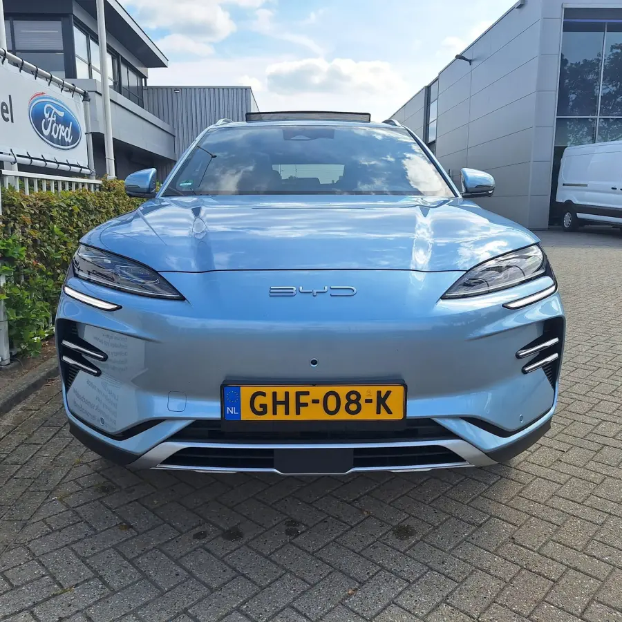 Comfort 71.8 kWh | 360" Camera | Adaptive Cruise | Pano | Afn. Trekhaak | Elekt. Bedienbare Achterklep | Stoelverwarming/Koeling |