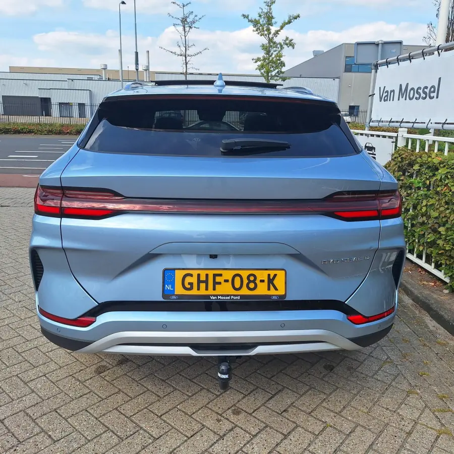 Comfort 71.8 kWh | 360" Camera | Adaptive Cruise | Pano | Afn. Trekhaak | Elekt. Bedienbare Achterklep | Stoelverwarming/Koeling |