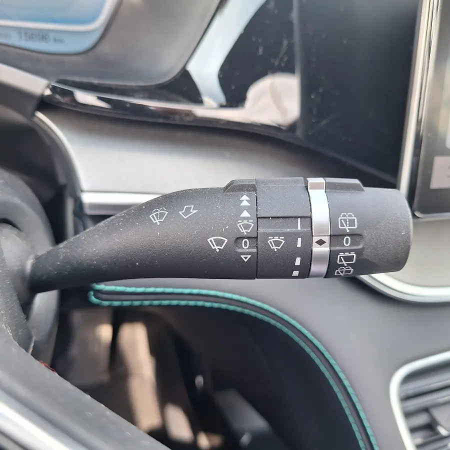Comfort 71.8 kWh | 360" Camera | Adaptive Cruise | Pano | Afn. Trekhaak | Elekt. Bedienbare Achterklep | Stoelverwarming/Koeling |