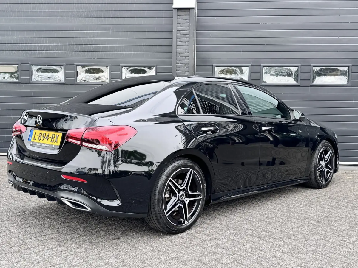 180 Business Solution AMG | Pano | Memory | Burmester | €23.900,- incl. BTW