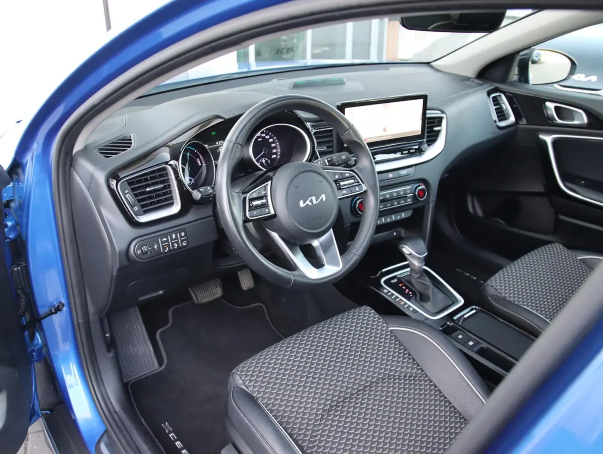 1.6 GDi PHEV DynamicPlusLine | Panoramadak | Facelift
