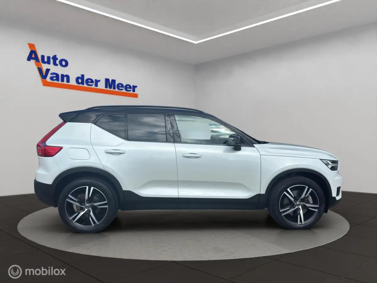 1.5 T5 R-design Inscription Expression