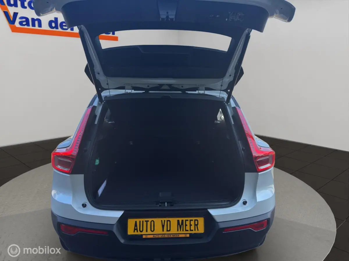 1.5 T5 R-design Inscription Expression