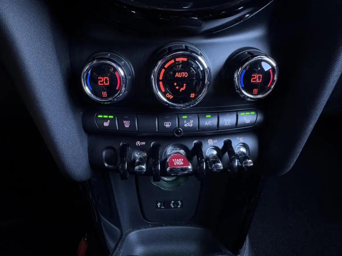 1.5 Chili NL AUTO|HUD|PANO|HARMAN KARDON|CAMERA