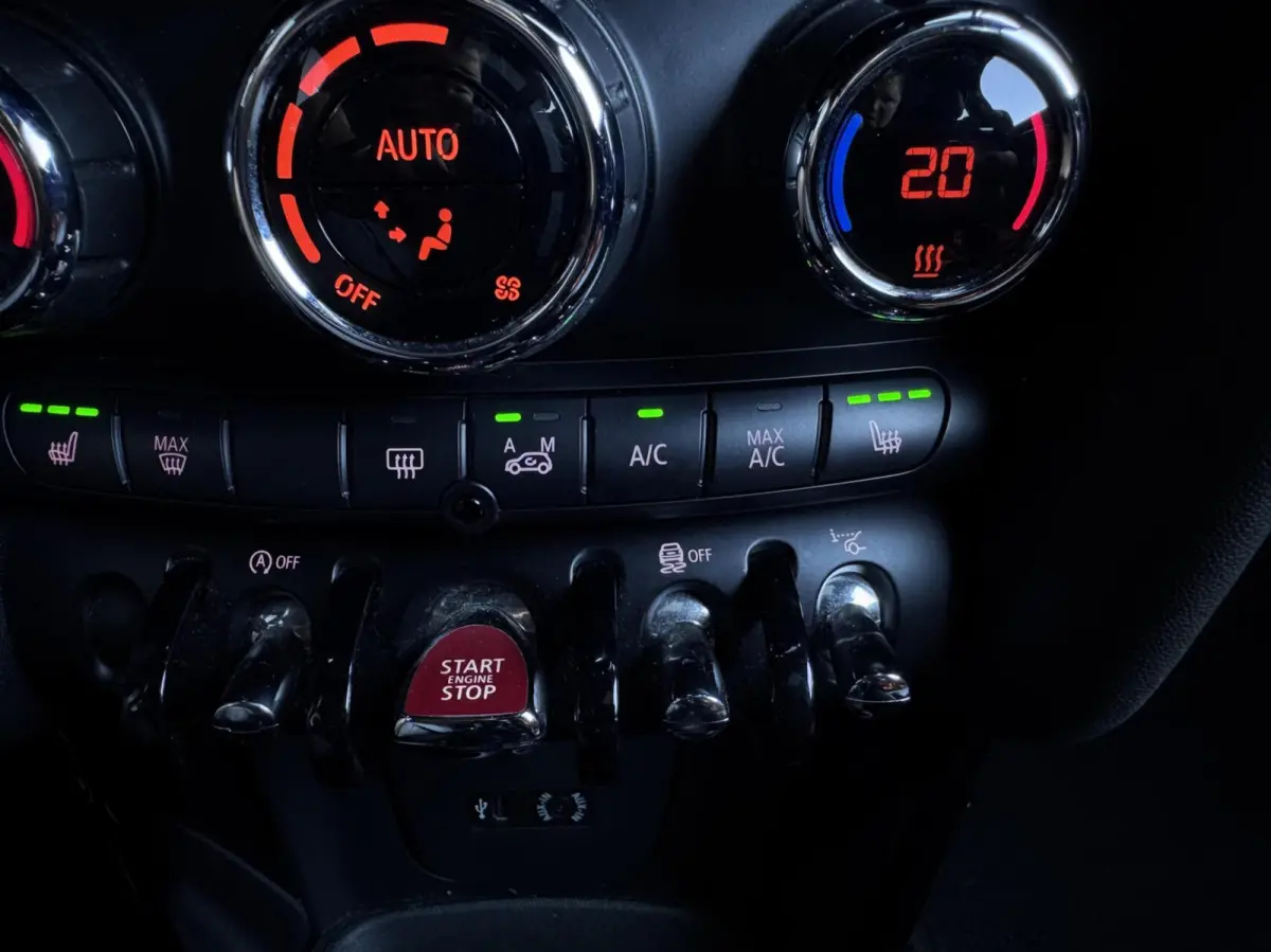 1.5 Chili NL AUTO|HUD|PANO|HARMAN KARDON|CAMERA