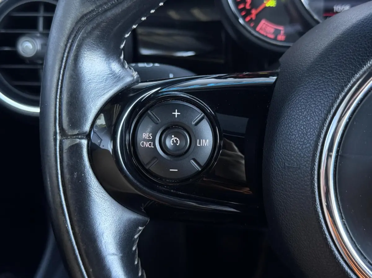 1.5 Chili NL AUTO|HUD|PANO|HARMAN KARDON|CAMERA