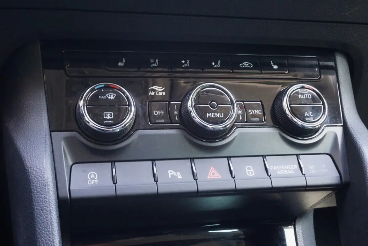 1.5 TSI ACT Style Business Trehkaak/App-connect/Navi!