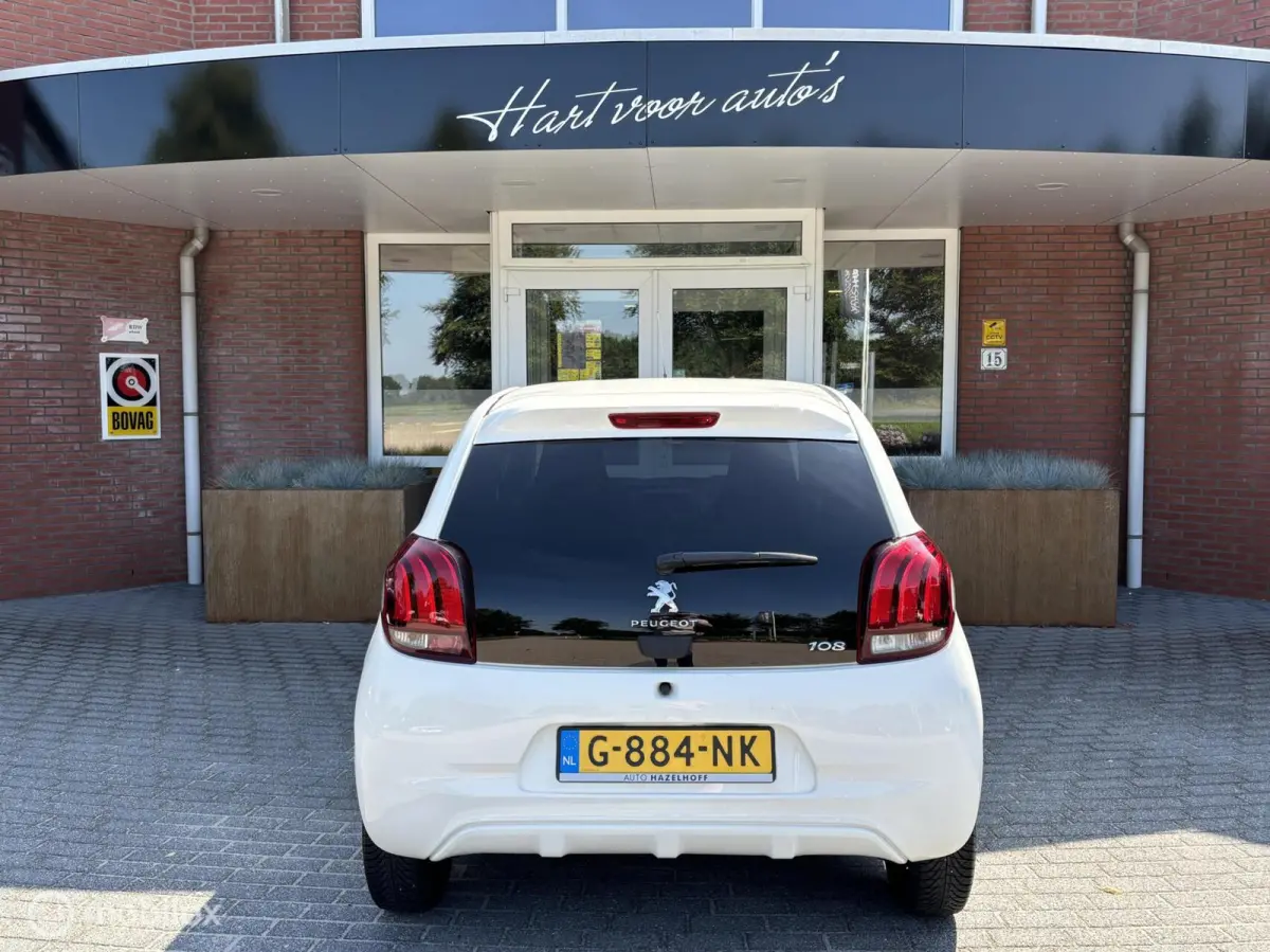 1.0 e-VTi Active | Airco | Bluetooth | Privacy glas |